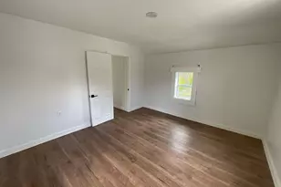 255 High St, Benton Harbor, MI 49022 - Photo 16