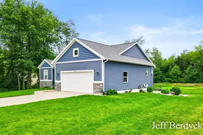 5697 Victoria Street, Allendale, MI 49401 - Photo 2