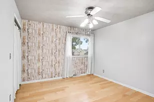5499 Riverlook Dr NE, Comstock Park, MI 49321 - Photo 14