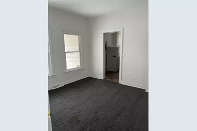 165 Capital Avenue NE, Battle Creek, MI 49017 - Photo 4