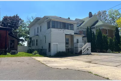165 Capital Avenue NE, Battle Creek, MI 49017 - Photo 2