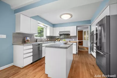 1433 Sherwood Avenue SE, Grand Rapids, MI 49506 - Photo 10