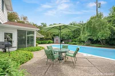 1433 Sherwood Avenue SE, Grand Rapids, MI 49506 - Photo 1