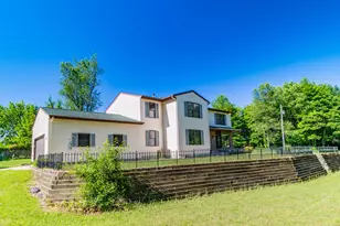 8805 Stadium Dr, Kalamazoo, MI 49009 - Photo 4