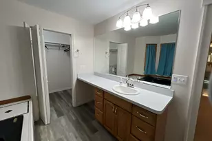 23568 Bohn Rd, Belleville, MI 48111 - Photo 22