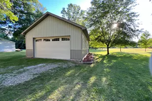23568 Bohn Rd, Belleville, MI 48111 - Photo 46