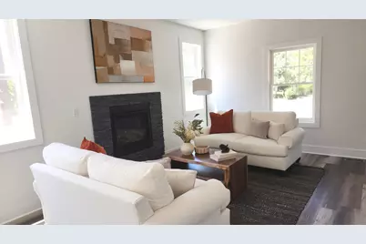 592 Kuehnle Avenue, Ann Arbor, MI 48103 - Photo 6