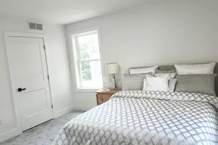592 Kuehnle Ave, Ann Arbor, MI 48103 - Photo 14