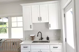 592 Kuehnle Ave, Ann Arbor, MI 48103 - Photo 10