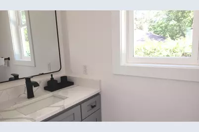 592 Kuehnle Avenue, Ann Arbor, MI 48103 - Photo 12