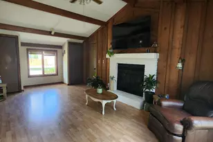 704 Center Dr, Tecumseh, MI 49286 - Photo 10