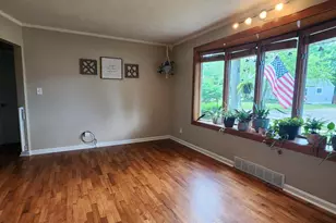 704 Center Dr, Tecumseh, MI 49286 - Photo 8