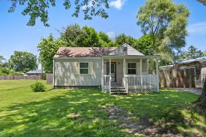 313 Elizabeth Street, Buchanan, MI 49107 - Photo 2