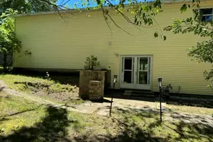 1021 Orchard Ave, South Haven, MI 49090 - Photo 2
