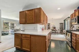 1021 Orchard Ave, South Haven, MI 49090 - Photo 8