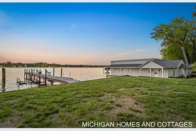 714 N Shore Drive, Holland, MI 49424 - Photo 4