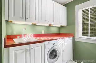714 N Shore Dr, Holland, MI 49424 - Photo 30