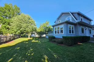 117 S W, Hillsdale, MI 49242 - Photo 6