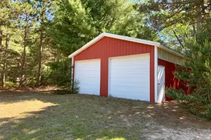 2648 N Lakeshore Dr, Ludington, MI 49431 - Photo 4