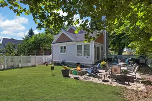 831 Wisconsin Ave, Saint Joseph, MI 49085 - Photo 52