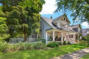 831 Wisconsin Ave, Saint Joseph, MI 49085 - Photo 2
