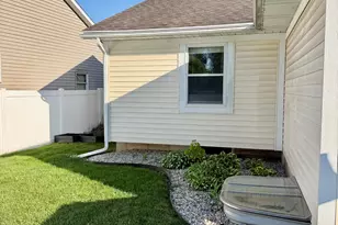 945 Pembroke St SE, Grand Rapids, MI 49508 - Photo 38