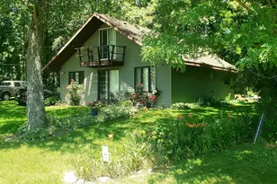 63062 Lakeshore Dr, Dowagiac, MI 49047 - Photo 6