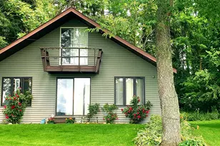 63062 Lakeshore Dr, Dowagiac, MI 49047 - Photo 2