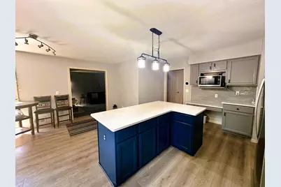 2101 Stonebridge Way, Canton, MI 48188 - Photo 10