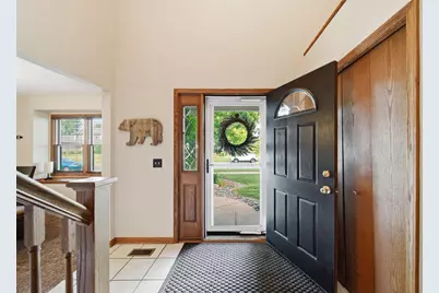 11860 Millstone Drive, Grand Ledge, MI 48837 - Photo 6