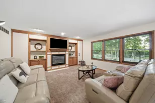 11860 Millstone Dr, Grand Ledge, MI 48837 - Photo 16