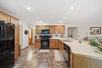 11860 Millstone Drive, Grand Ledge, MI 48837 - Photo 12