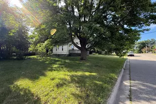 427 Glenwood Ave, Ypsilanti, MI 48198 - Photo 4