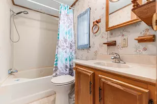 59010 Lakeshore Dr, Colon, MI 49040 - Photo 18
