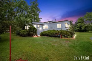 1511 E Croton Dr, Newaygo, MI 49337 - Photo 2