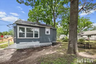 2044 Wood St, Muskegon, MI 49444 - Photo 14