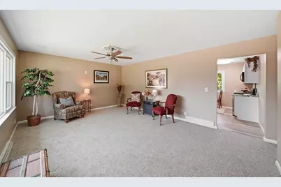 615 Rock Street, Jackson, MI 49202 - Photo 6