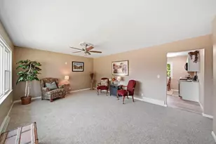 615 Rock St, Jackson, MI 49202 - Photo 6