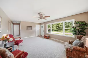 615 Rock St, Jackson, MI 49202 - Photo 8
