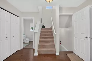 501 Worthington Dr, Lansing, MI 48906 - Photo 14