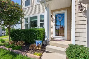 501 Worthington Dr, Lansing, MI 48906 - Photo 2