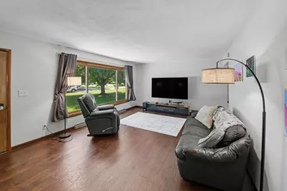 1767 N Cambridge Place, Saint Joseph, MI 49085 - Photo 4