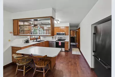 1767 N Cambridge Place, Saint Joseph, MI 49085 - Photo 6