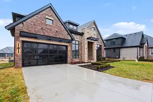 57572 Meadowridge Dr, Washington, MI 48094 - Photo 2