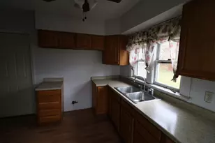 605 Homewild Ave, Jackson, MI 49201 - Photo 16