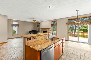 111 Brighton Park, Battle Creek, MI 49015 - Photo 8