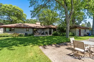 1913 Crestwood Ln, Muskegon, MI 49441 - Photo 46