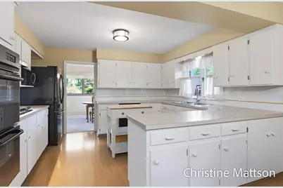 1913 Crestwood Lane, Muskegon, MI 49441 - Photo 18