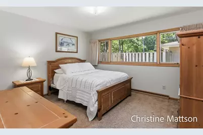 1913 Crestwood Lane, Muskegon, MI 49441 - Photo 32