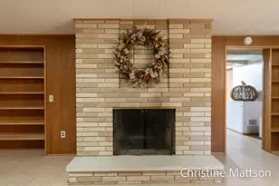 1913 Crestwood Ln, Muskegon, MI 49441 - Photo 38